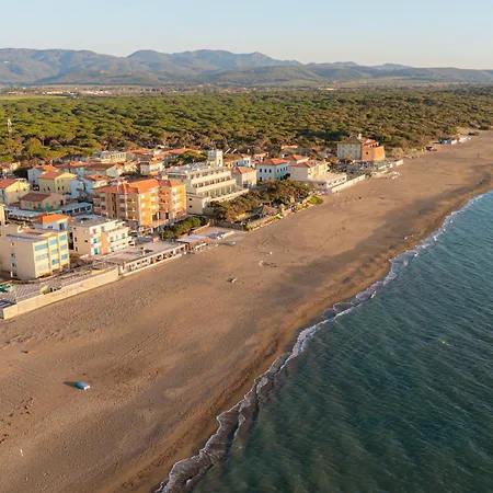 Gemma A Solo 100m. Dal Mare * Marina di Castagneto Carducci